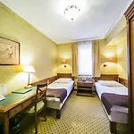 Hotel Opera