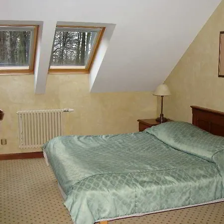 Otel Opera 3*