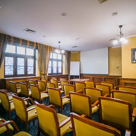 Opera Otel