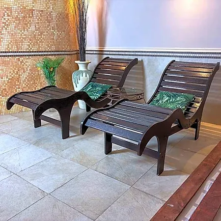 Opera Hotel 3*