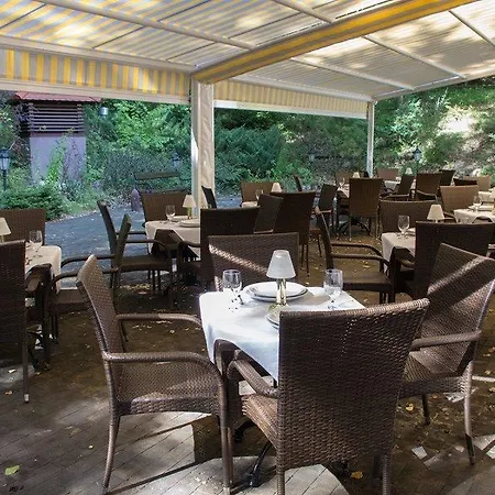 Otel Opera 3*